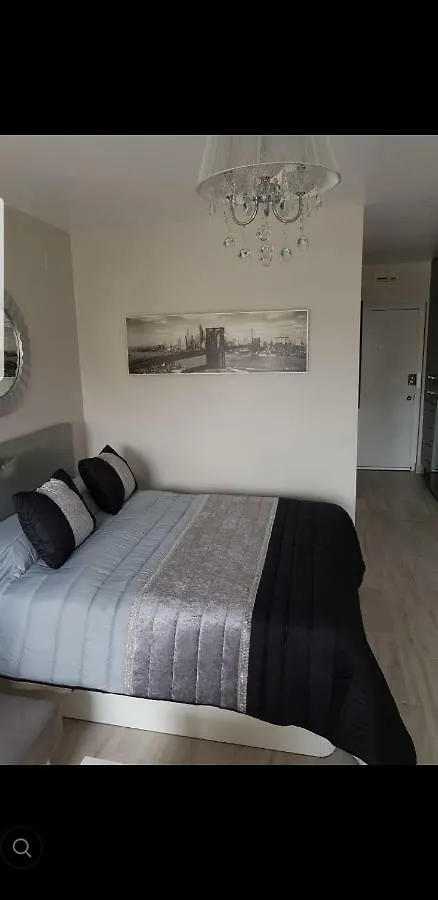 Studio Torremolinos Apartment